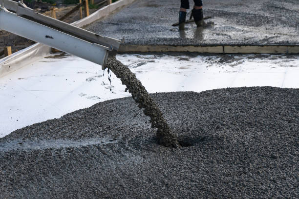 Best Concrete Driveway Installation  in Cudahy, WI